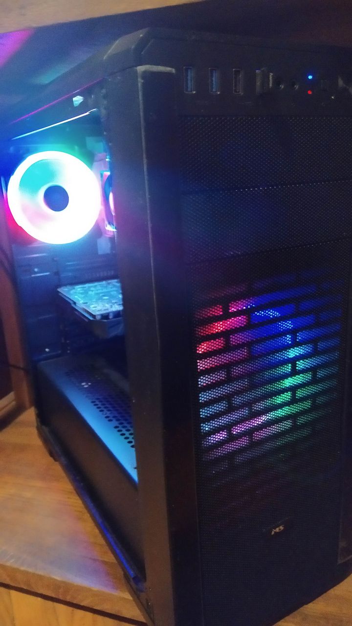 oglas na reklamiraj.se AMD X4 + RX 550