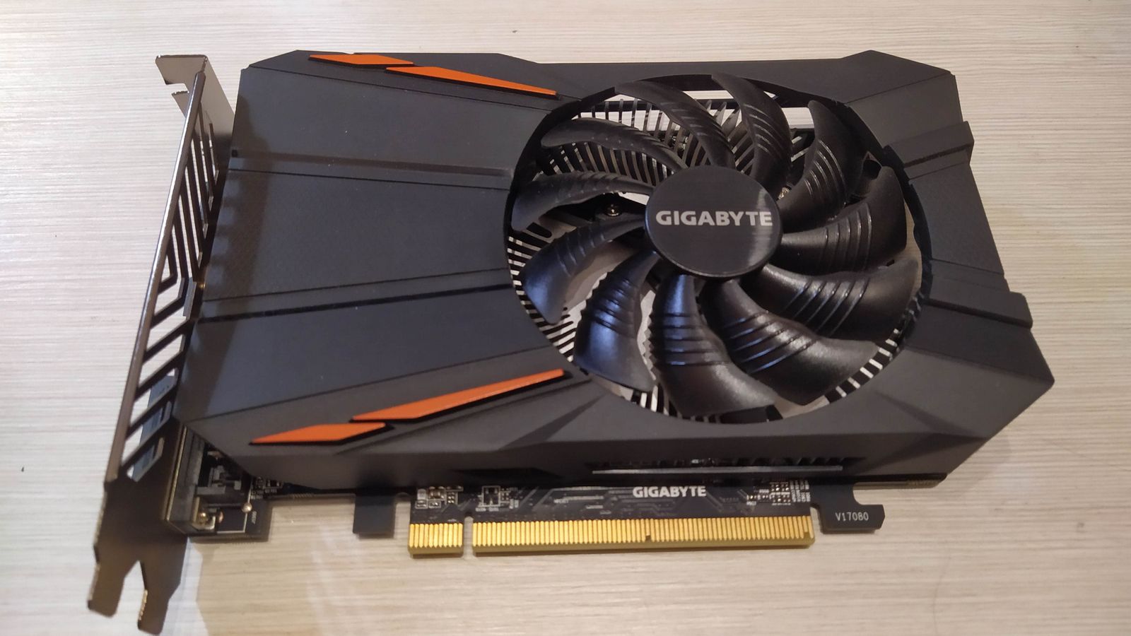 oglas na reklamiraj.se RX 550 2Gb Gigabyte 